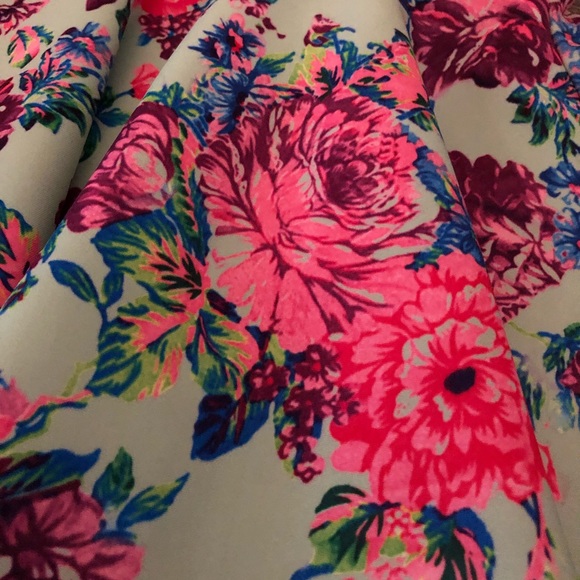 Bright Floral Skirt - Picture 3 of 4